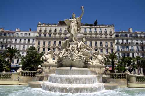 Photo d'une fontaine à Toulon