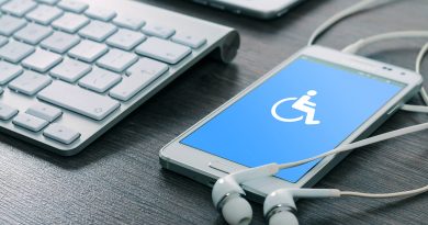 Illustration de l'accessibilité numérique avec un smartphone